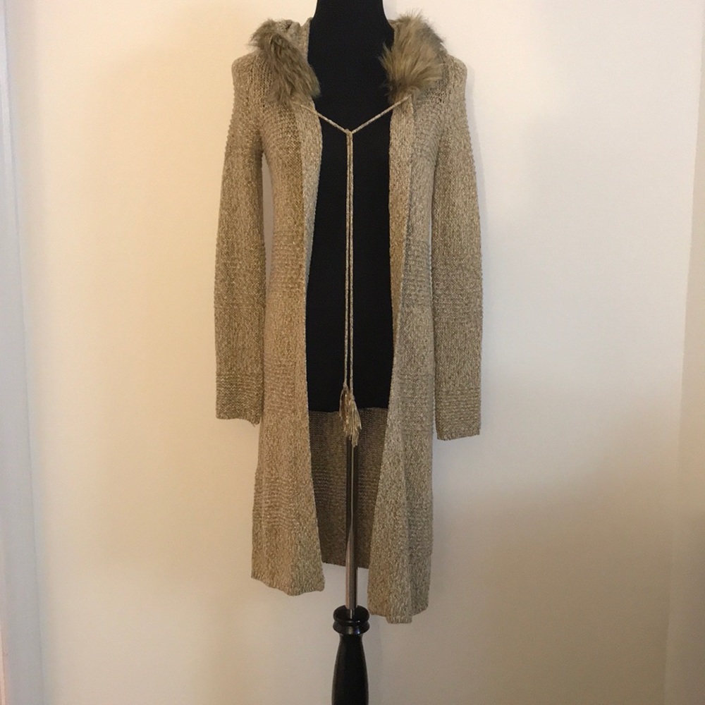 Vertigo never worn cardigan hoody with faux fur